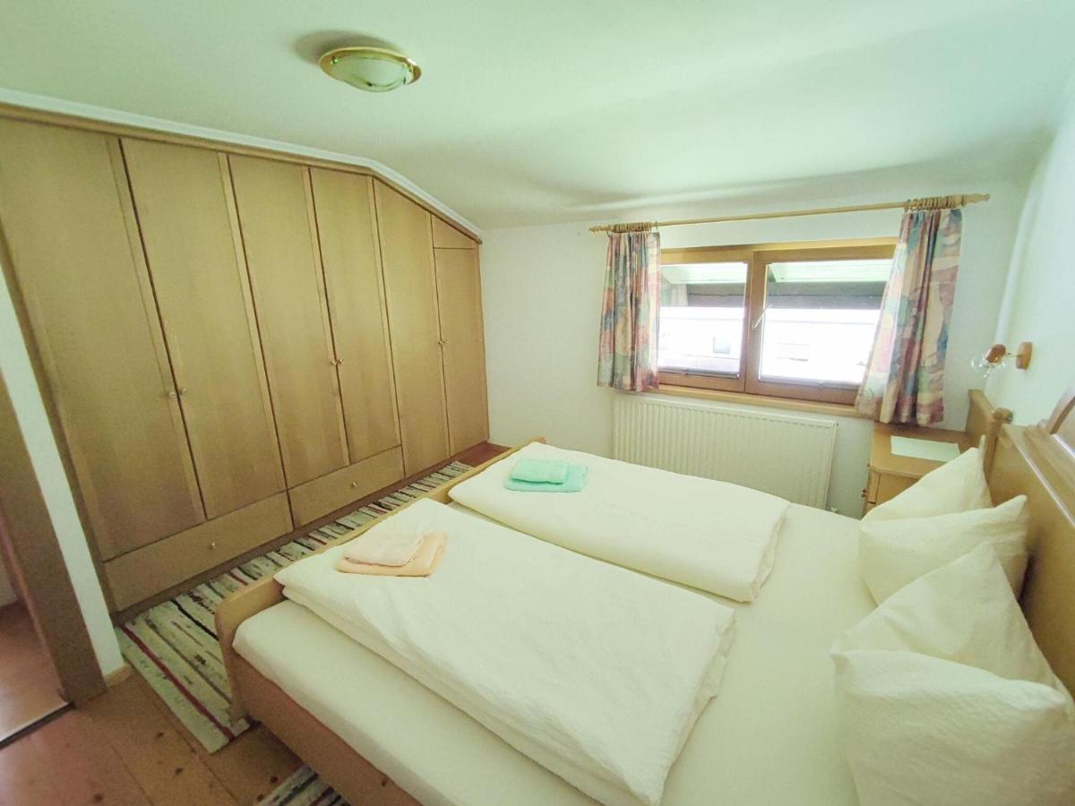 Pretty Holiday Home In Mayerhofen With Balcony Mayrhofen Εξωτερικό φωτογραφία