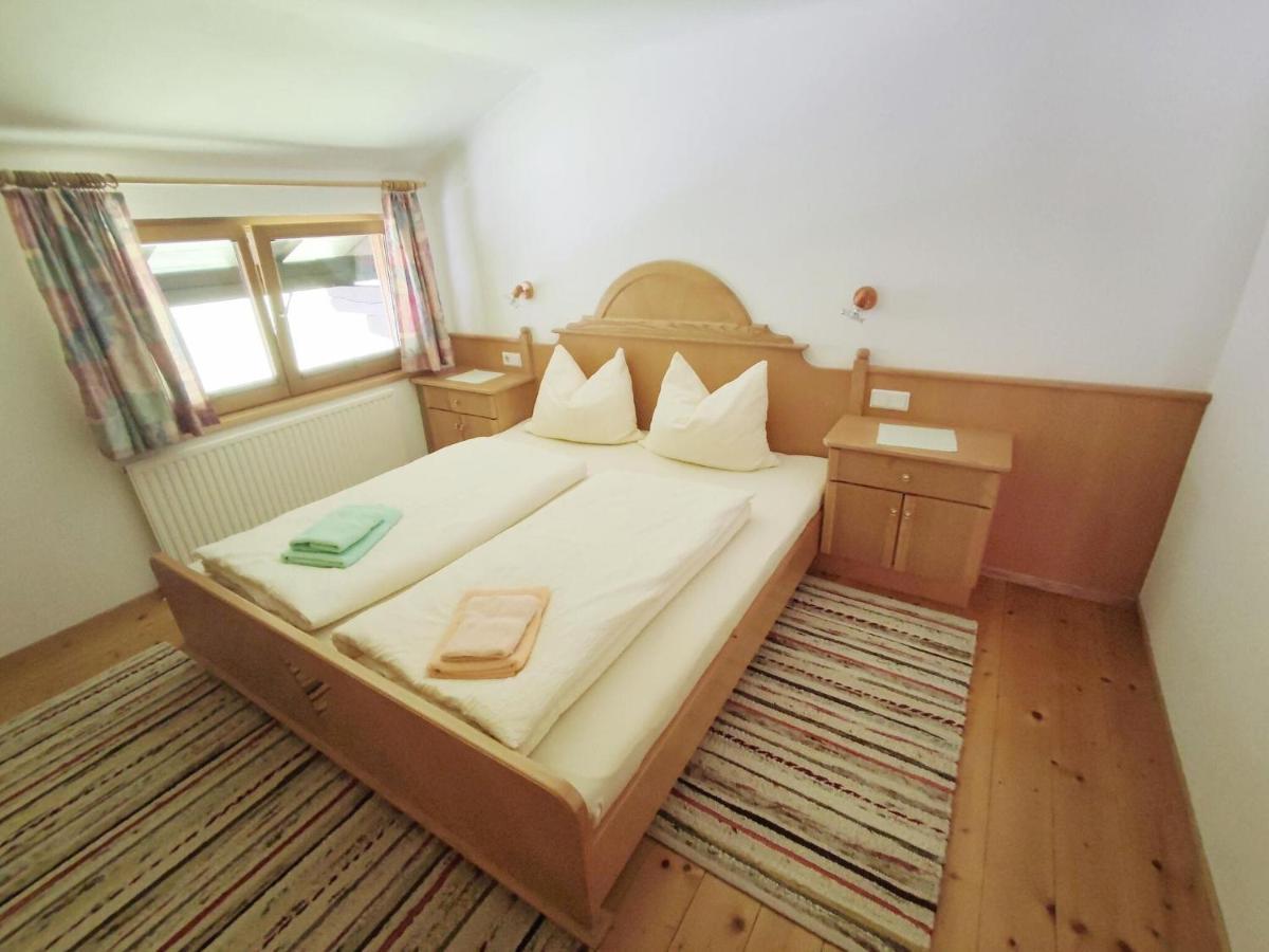 Pretty Holiday Home In Mayerhofen With Balcony Mayrhofen Εξωτερικό φωτογραφία